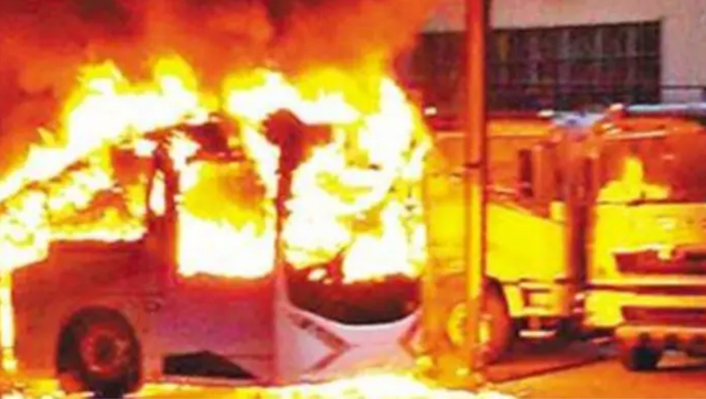 Uttar Pradesh: 1 killed, 2 injured in Bareilly as electric bus explodes during charging Uttar Pradesh: 1 killed, 2 injured in Bareilly as electric bus explodes during charging