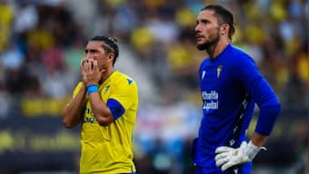 Cadiz vs Barcelona stopped for over 20 minutes after fan collapses in the stadium