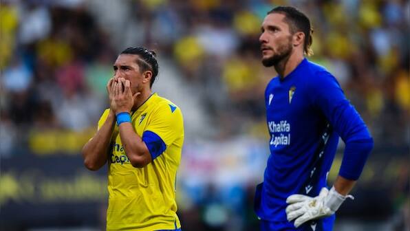 Cadiz vs Barcelona stopped for over 20 minutes after fan collapses in the stadium