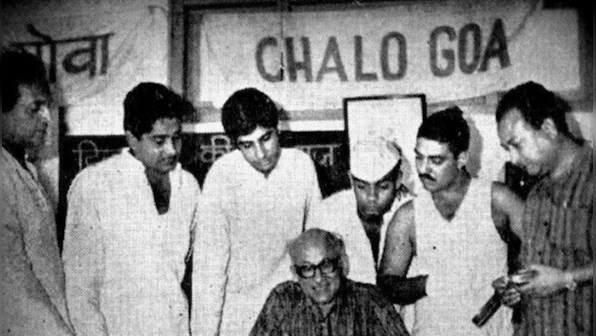 Once upon a cinema: Amitabh Bachchan’s first director