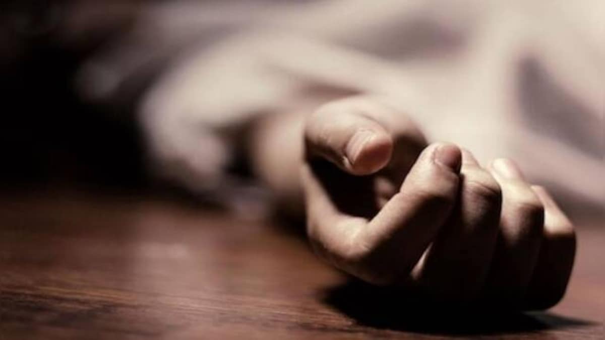 'Still alive': Kanpur family keeps man's dead body for 18 months