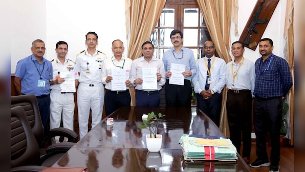Defence ministry inks deal for dual role Surface-to-Surface BrahMos missile