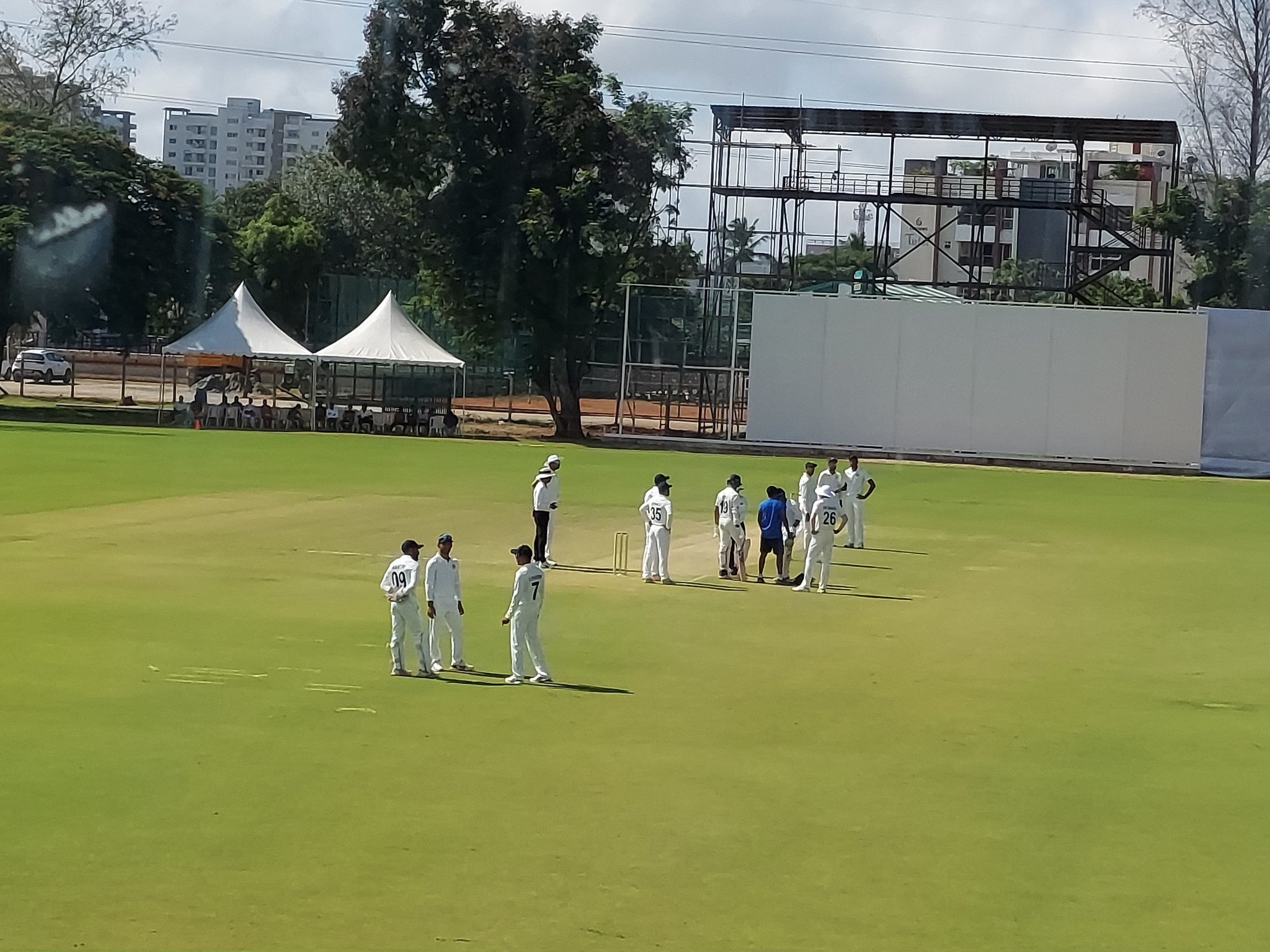 Duleep Trophy: Hanuma Vihari, Rohan tons put South in command vs North Zone; Central reduce West to 252 for 9 Duleep Trophy: Hanuma Vihari, Rohan tons put South in command vs North Zone; Central reduce West to 252 for 9