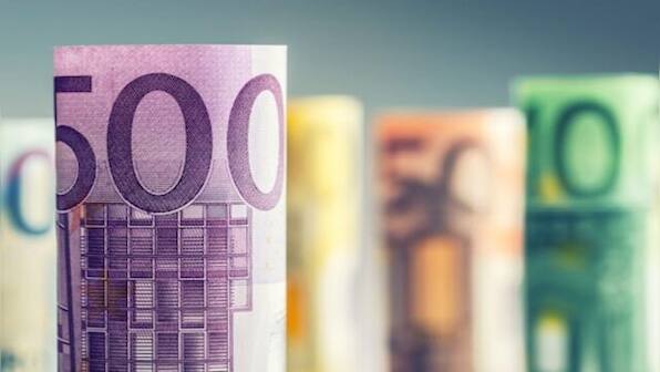 Euro hits 20-year low against Dollar as Russia announces Nord Stream pipeline to stay shut indefinitely