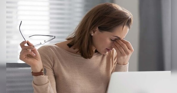 Eye strain headache: Signs, causes and treatment – Firstpost