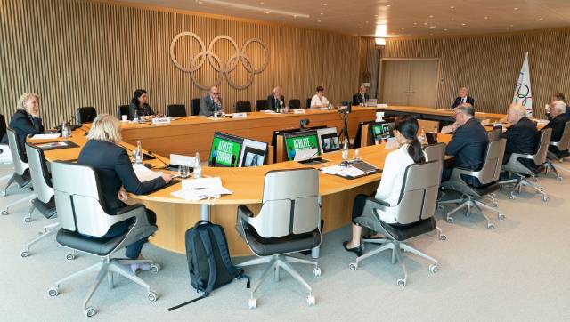 IOC issues final warning to IOA, to suspend India if elections not held by December IOC issues final warning to IOA, to suspend India if elections not held by December
