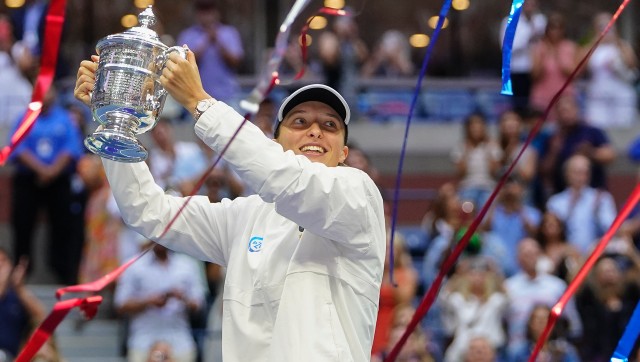 US Open 2022: Iga Swiatek defeats Ons Jabeur to clinch maiden crown in New York US Open 2022: Iga Swiatek defeats Ons Jabeur to clinch maiden crown in New York