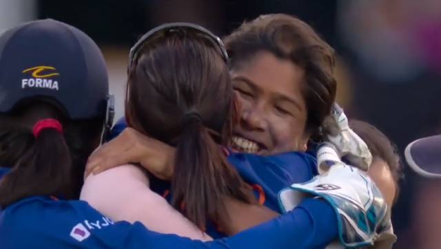 Watch: Wicket in her last over! Jhulan Goswami bids adieu to international cricket in style Watch: Wicket in her last over! Jhulan Goswami bids adieu to international cricket in style