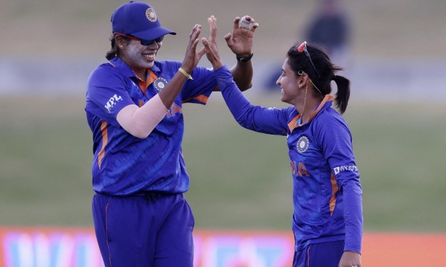India Women vs England Women, Highlights: IND beat ENG by 16 runs in controversial fashion India Women vs England Women, Highlights: IND beat ENG by 16 runs in controversial fashion