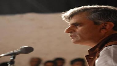 Journalist P Sainath returns Basavashree award after arrest of chief pontiff of Murugha Math