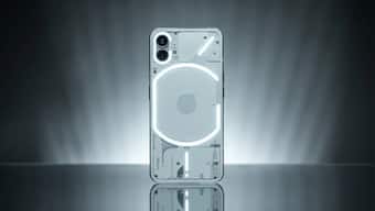 Nothing Phone (1) crosses the 1 lakh sales mark in India, emerges as the best-selling phone in its category