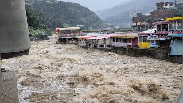 Pakistan infested with asthma, skin disease, diarrhoea as 'uncontrollable' floods wreak havoc