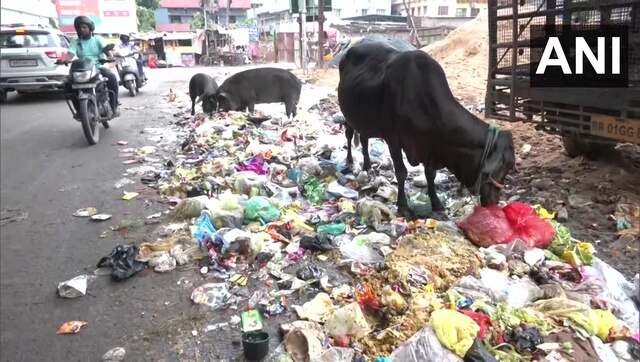 Patna: After HC intervention, sanitation workers call off their strike after 11 days Patna: After HC intervention, sanitation workers call off their strike after 11 days