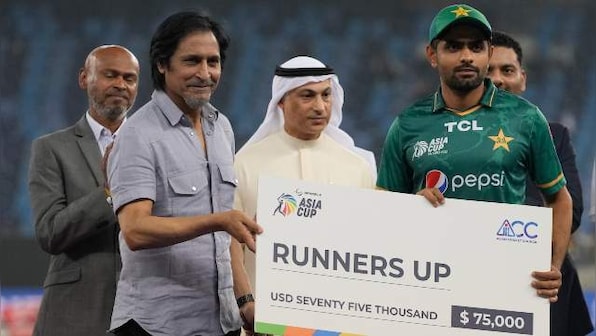 Watch: PCB chief Ramiz Raja snatches Indian reporter's phone after Pakistan's Asia Cup defeat