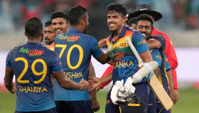 Asia Cup 2022: 'What a finish', Twitterati hail Sri Lanka's thrilling victory over Bangladesh Asia Cup 2022: 'What a finish', Twitterati hail Sri Lanka's thrilling victory over Bangladesh