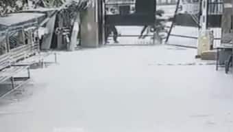 Watch: Alert security guard foils bike robbery bid in Delhi's Kalkaji Extension