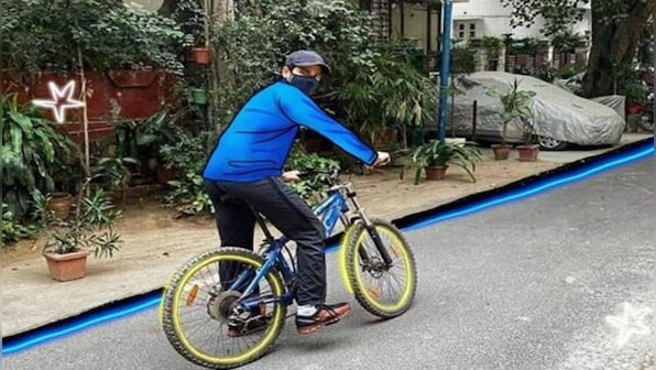 Yodha shoot: Sidharth Malhotra spotted cycling in Manali
