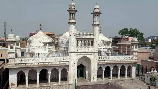 Gyanvapi case: Varanasi court postpones judgment on plea seeking 'Shivling' worship till 17 November Gyanvapi case: Varanasi court postpones judgment on plea seeking 'Shivling' worship till 17 November