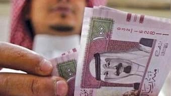 Lakhs of Saudi Riyals inside false bottoms of packets of sweets, luggage intercepted at IGI