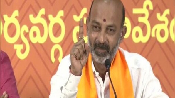 Telangana government on ventilator, will collapse soon, says state BJP chief Bandi Sanjay