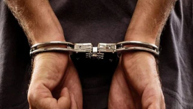 CBI arrests four from Kolkata in Rs 565-crore chit fund case CBI arrests four from Kolkata in Rs 565-crore chit fund case