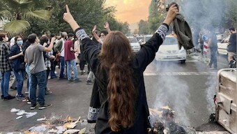 'Not afraid anymore': Workers strike, street clashes erupt as Iran protests enter fourth week