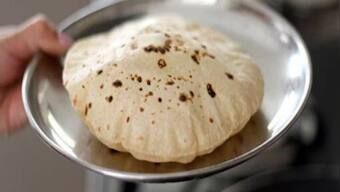 Singapore: NRIs may get soft chewy Chapatis on inflated price due to wheat export ban from Modi govt