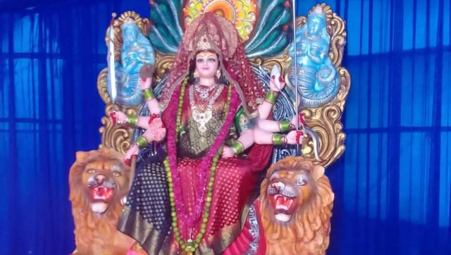 Hyderabad: Two burqa clad women attempt to trash Durga idol, held Hyderabad: Two burqa clad women attempt to trash Durga idol, held