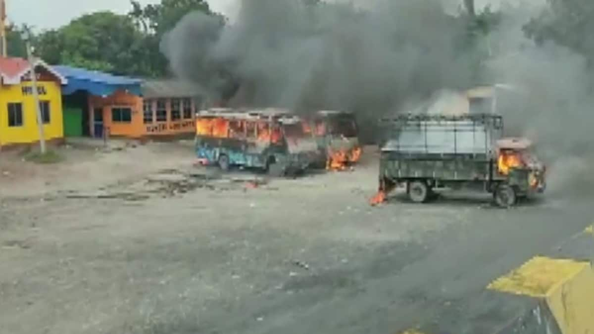 West Bengal: Violent protests in Shantiniketan after child's decapitated body found on roof