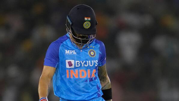 India vs Australia: Rohit Sharma, Virat Kohli depart early; Men in Blue off to shaky start in 1st T20I