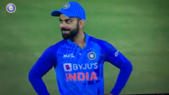 Virat Kohli, Rohit Sharma's reactions go viral after India lose DRS following Kohli and Suryakumar's suggestion; Watch Virat Kohli, Rohit Sharma's reactions go viral after India lose DRS following Kohli and Suryakumar's suggestion; Watch