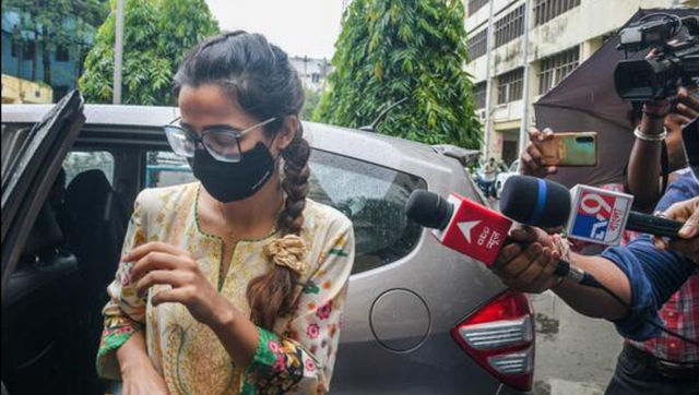 Jolt for Mamata Banerjee's relative as Calcutta High Court rejects case against ED Jolt for Mamata Banerjee's relative as Calcutta High Court rejects case against ED