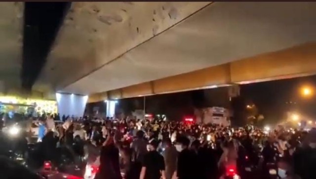 Iran anti-hijab protest: Unrests spread to 80 cities, towns; sloganeering against Khamenei reported Iran anti-hijab protest: Unrests spread to 80 cities, towns; sloganeering against Khamenei reported