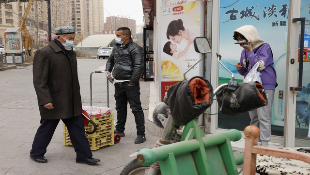 China: Hunger, lack of medicines after 40 days of COVID-19 lockdown in Xinjiang China: Hunger, lack of medicines after 40 days of COVID-19 lockdown in Xinjiang