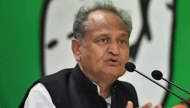 Ashok Gehlot fires back at Rajyavardhan Rathore over comments on Kharge, says BJP leaders should read history Ashok Gehlot fires back at Rajyavardhan Rathore over comments on Kharge, says BJP leaders should read history