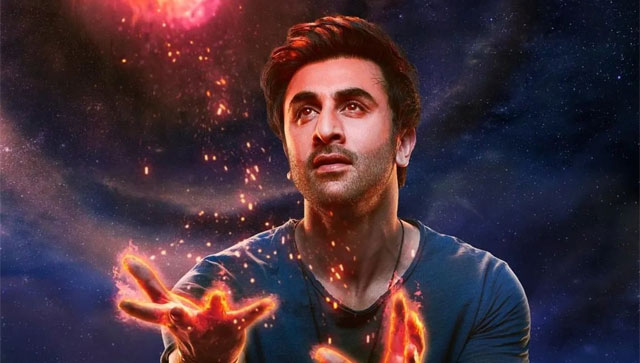 Brahmastra jumps on day 2, collects between Rs 37.5-38.5 crore at the box-office Brahmastra jumps on day 2, collects between Rs 37.5-38.5 crore at the box-office