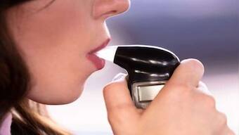 Breath analyser tests for airplane personnel to resume from 15 October