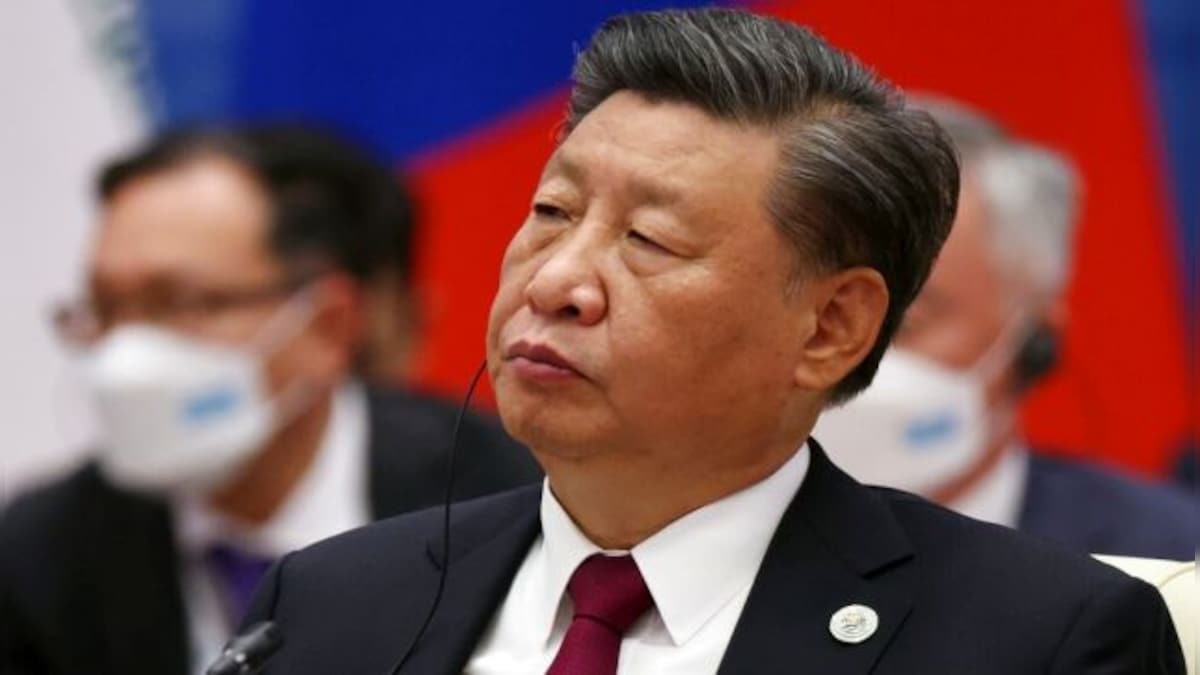 Chinese President Xi Jinping gets chance to tighten hold on economy at Communist party meeting