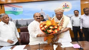 Kerala CM meets Karanataka's Basavaraj Bommai to discuss inter-state issues