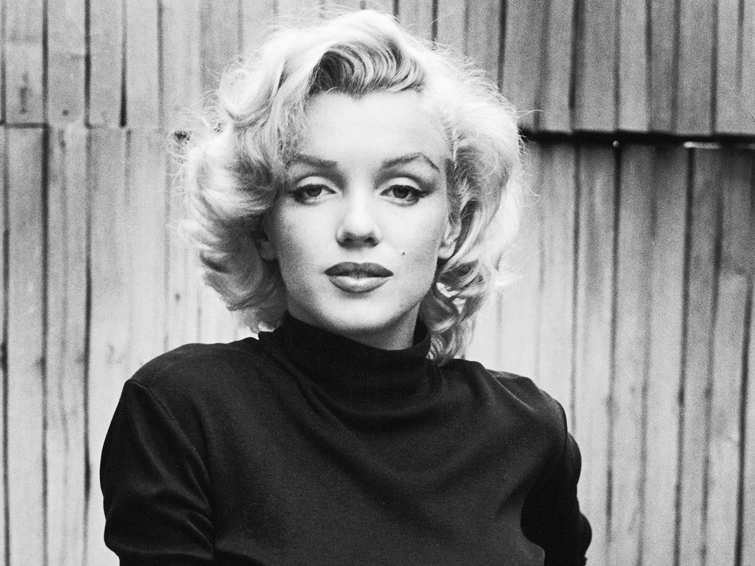 Marilyn Monroe's film titled Blonde arrives in Venice Marilyn Monroe's film titled Blonde arrives in Venice