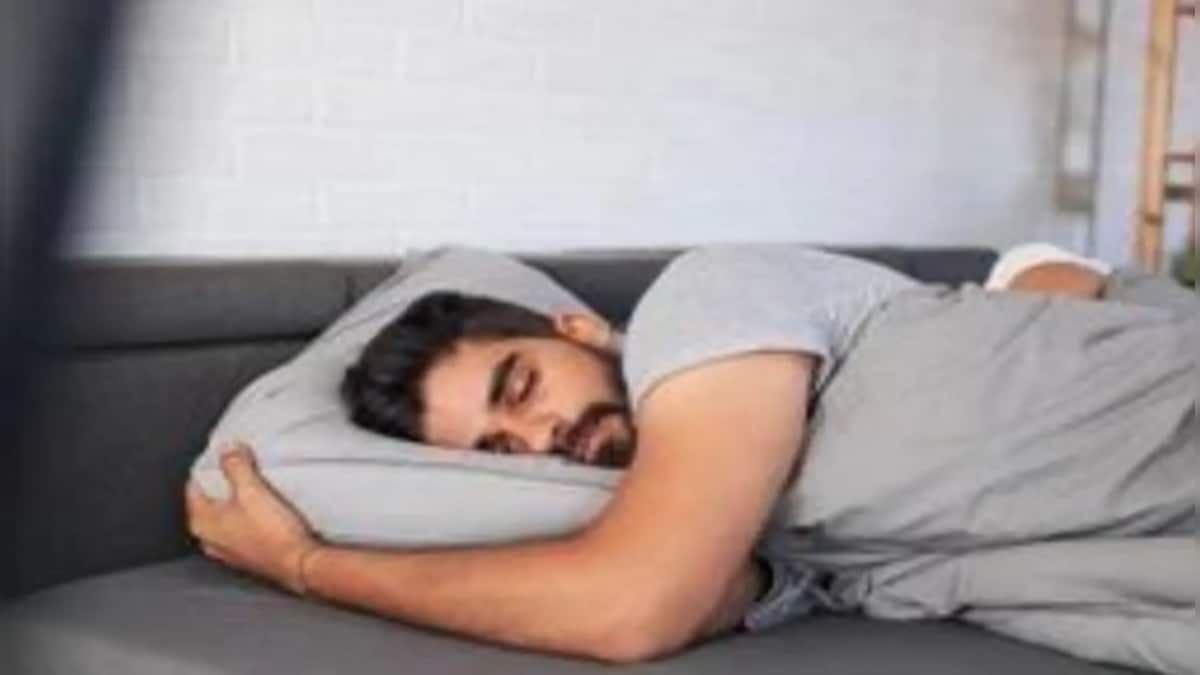 Unable to have a good night's sleep? Here are 5 natural ways to shun insomnia