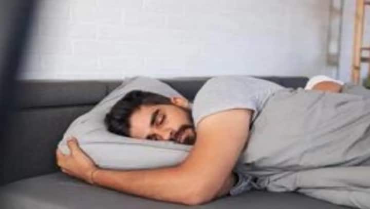 Unable to have a good night's sleep? Here are 5 natural ways to shun insomnia