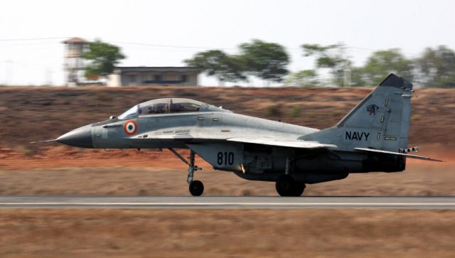 MiG 29K fighter aircraft crashes off Goa coast in Panaji MiG 29K fighter aircraft crashes off Goa coast in Panaji