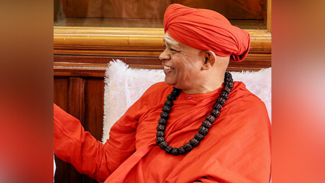 Karnataka: Lingayat seer Shivamurthy Murugha Sharanaru, accused of sexual assault, arrested Karnataka: Lingayat seer Shivamurthy Murugha Sharanaru, accused of sexual assault, arrested