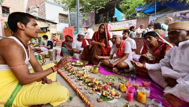 Explained: Pittru Paksh and the significance of performing a shradh for our dead ancestors Explained: Pittru Paksh and the significance of performing a shradh for our dead ancestors