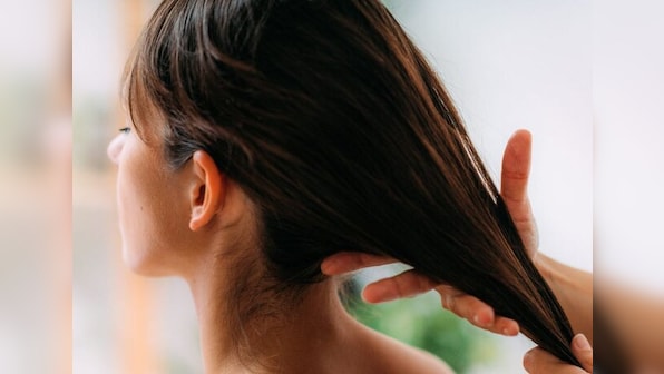 Hair-Straightening Chemicals Linked to Uterine Cancer in New Study