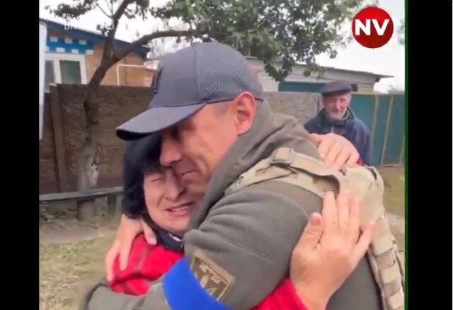 Reunion of soldier with mother after Kharkiv’s Kozacha Lopan liberation will leave you teary-eyed Reunion of soldier with mother after Kharkiv’s Kozacha Lopan liberation will leave you teary-eyed