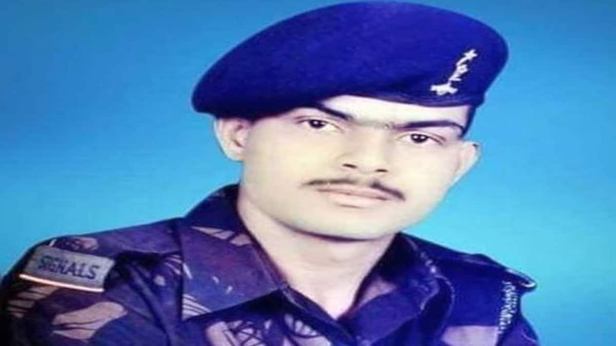 Gujarat man’s long wait for son’s gallantry award: The controversy behind the ‘couriered’ Shaurya Chakra