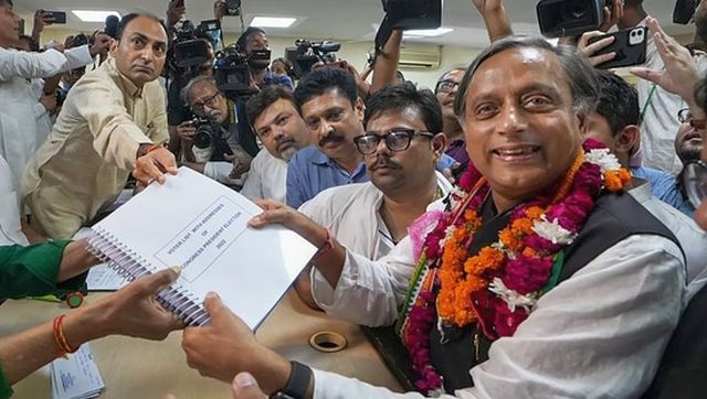 Why Shashi Tharoor doesn’t stand a chance of winning against Mallikarjun Kharge in Congress race Why Shashi Tharoor doesn’t stand a chance of winning against Mallikarjun Kharge in Congress race