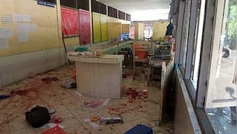 Myanmar: Bomb blasts outside Yangon prison kill eight, 18 injured